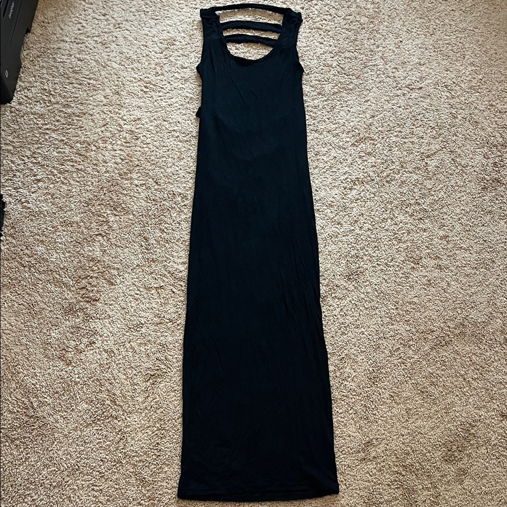 Chic Black Sleeveless Maxi Dress